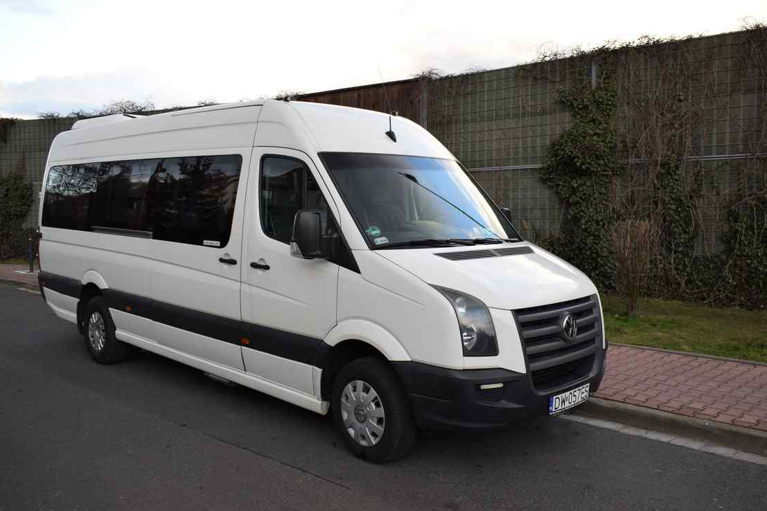 Volkswagen Crafter - 20 osób autoubs turystyczny Wrocław