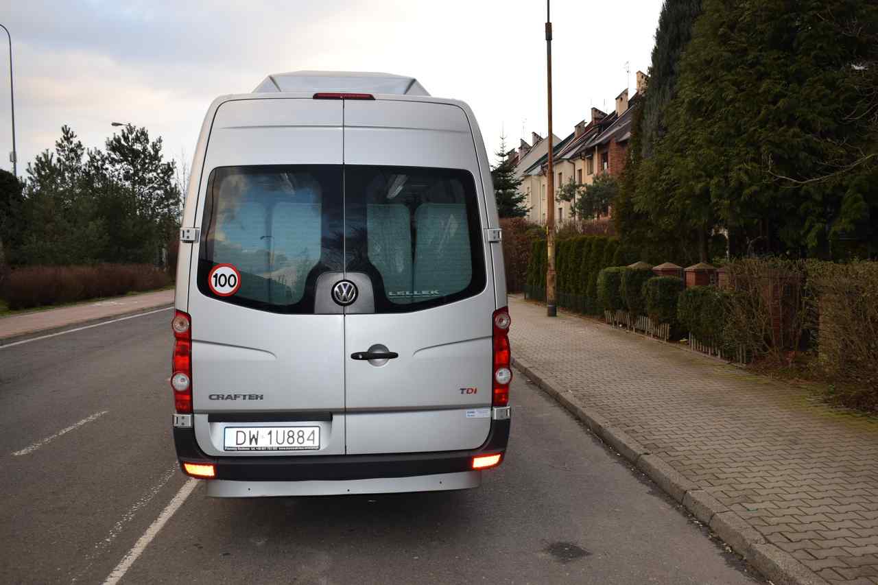 Volkswagen Crafter - 19 osób autoubs turystyczny Wrocław, bus z kierwcą